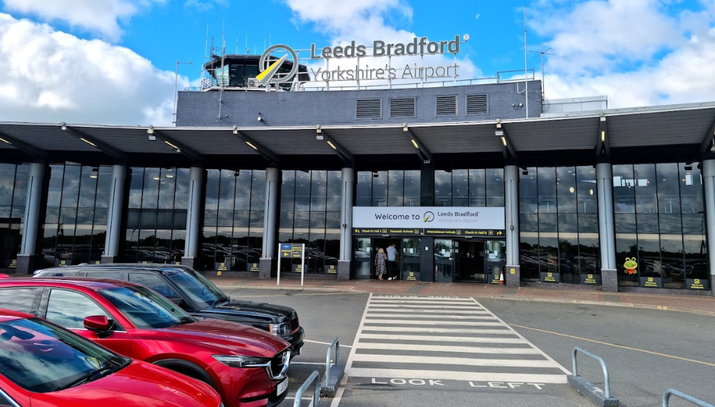 is it easy to get a taxi at Leeds Bradford Airport