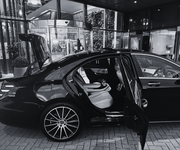 Wembley Stadium Taxi & MiniCabs Wembley Stadium Taxi & MiniCabs