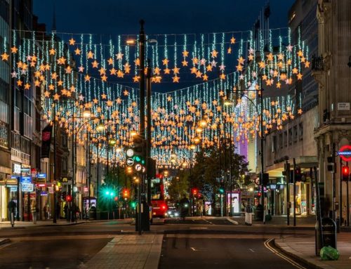 Christmas Lights and Decorated Streets in London: Oxford Street, Regent Street & Covent Garden