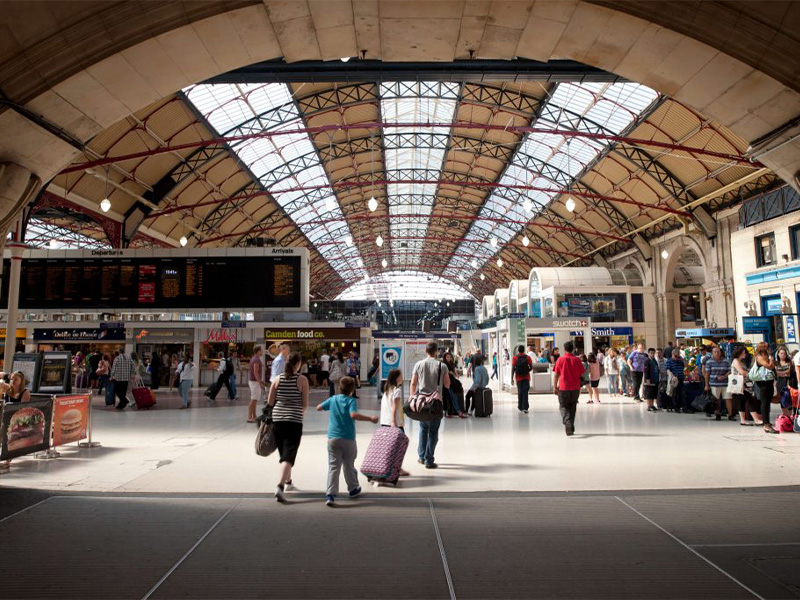 Victoria Station Taxi Transfer