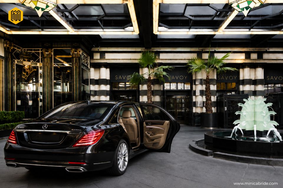 Airport Transfer from Heathrow to The Savoy Hotel